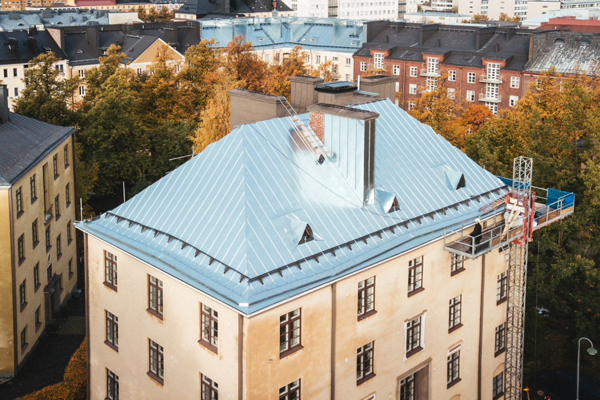 Raval Helsinki Oy palvelusivu bannerikuva, ilmakuva Raval Helsinki Oy:n työkohteesta.